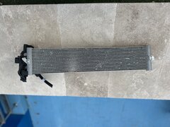 Radiator Ulei Cutie Viteze OEM BMW Seria 8 G14 G15 G16 Impecabil
